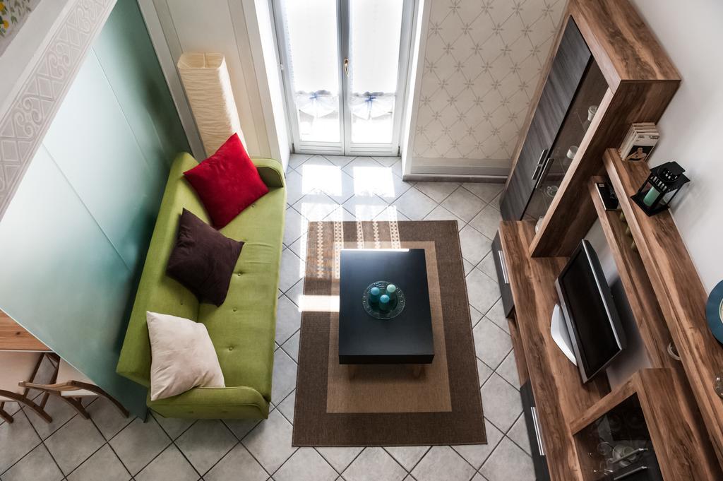 Apartamento Il Soppalco Luino Exterior foto